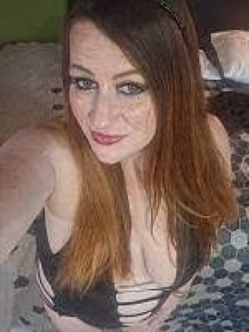 Luna (Redhead MILF) — Austin Outcall or Carplay, Doubles w/ Becky - 1