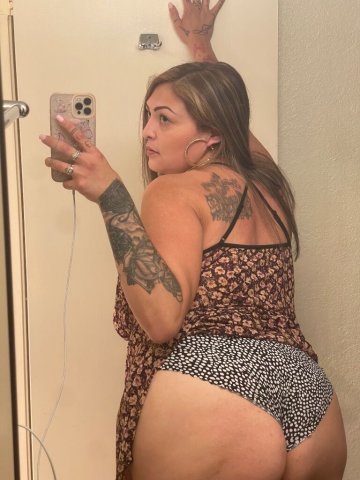 Monica — BBW Latina milf in Oakland for incalls & outcalls - 1