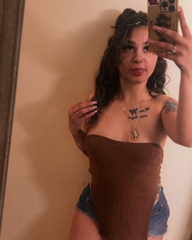 Louisville KY Female Escort — Incall, Outcall, Car Date - 1