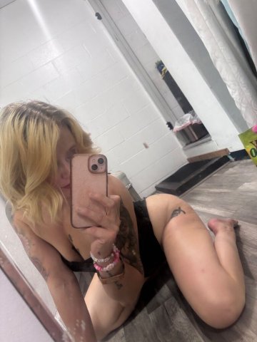 Darci — Petite Female Escort in Pittsburgh, PA - 1