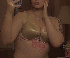 Minneapolis / St. Paul Female Escort — Incall, outcall & car fun - Image 6