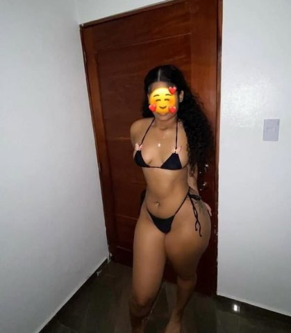 Wilmington Female Escort — GFE, anal, kisses & fetish-friendly - 1