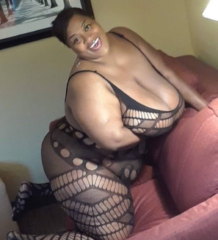 Milwaukee BBW Escort — Kerry Bacj (GFE, Anal/BBJ/Video) - 1