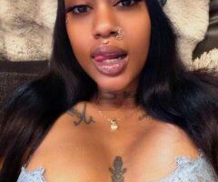 St. Louis Incall/Outcall Female Escort — 6'0 Slim Thick - Image 2