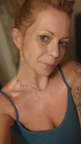 Space Coast Female Escort — 4'11" - 1