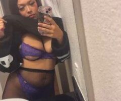 Seattle WA Female Escort — Outcall, Relaxed Discreet Sessions - Image 2