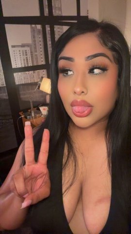Nickii Santiiago — Latina Bombshell Verification - 1