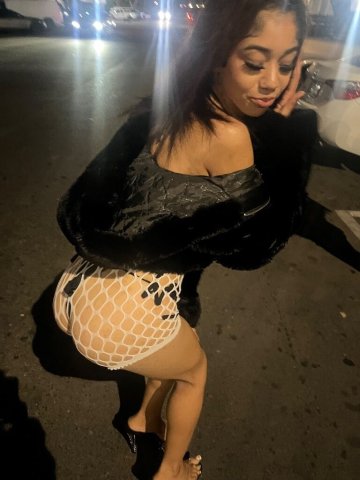 San Francisco Incall / Hotel Fun Female Escort — FaceTime Verified - 1