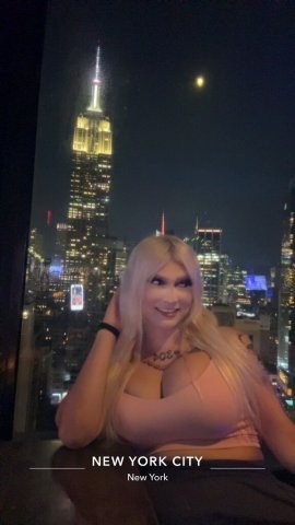 Tiffany in El Monte — No Condomm Fun, quick visits & porn videos on Fansly - 1