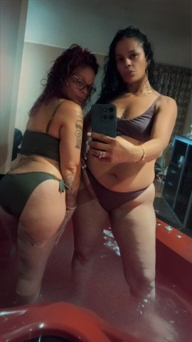 Hartford Female Escort — Slim-Thick Twins - 1