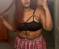 Kayana — Curvy Exotic Redhead Escort - Image 3