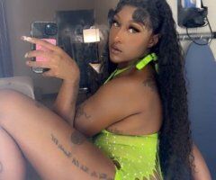 Clarksville escorts - Clarksville TN Adult Female Escort — Special outfit, toe-curling BJ