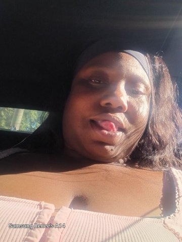 Chicago, IL Female Escort — Let Me Eat (38) - 1