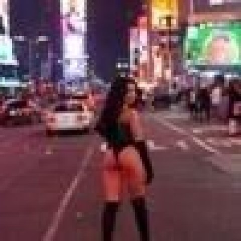 Latina Escort in Appleton, WI for a Hot Time - 1