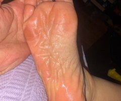 San Francisco Feet Content & Paypig Findom Goddess - Image 6