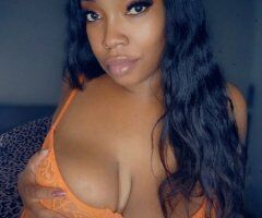 Jade (Chicago) Caribbean Bombshell Incalls — Brownskin 5'5, Thick, Non-Rushed Sessions - Image 2