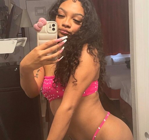 Mimi — Tucson Female Escort - 1