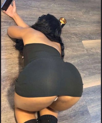 Bakersfield CA Female Escort for Full-Body Massages (Incall/Outcall) - 1