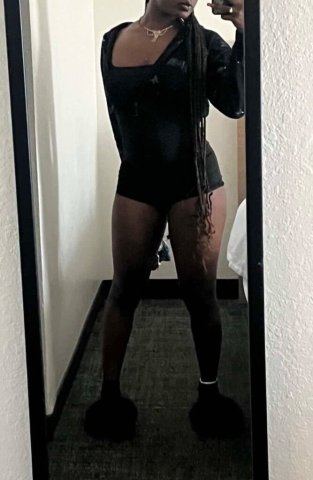 Orlando Female Escort — Incall only (no outcalls) - 1