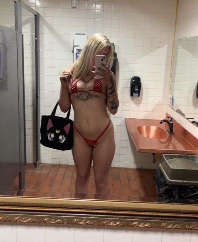 Miami Snow Bunny (In-Calls & Outcalls) — FaceTime Verified - 1