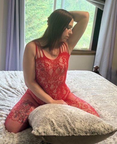 Tacoma Natural Beauty MILF — Incalls & Outcalls, Cash or Venmo - 1