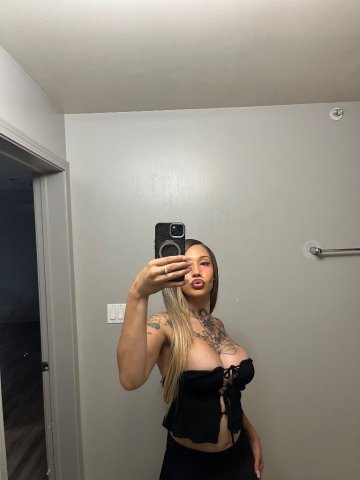 XXX Blonde Latina Escort (Limited Time) — In/Outcall Downtown Cincinnati & Northern KY - 1