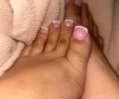 Flint escorts - Flint, MI Female Escort — Discreet Pegging, Rim Job & Anal