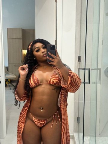 Boston Female Escort — Threesomes (Extra) - 1