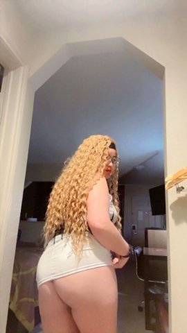 Chica ardiente en Manhattan (NY) — fantasías, fetiches y servicio a domicilio - 1