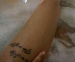 Palm Springs escorts - Lexi here — drama-free fun, hit me up