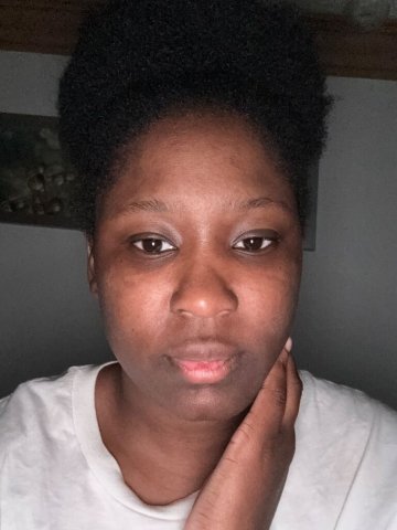 Greensboro, NC Female Escort — Thick & Curvy - 1