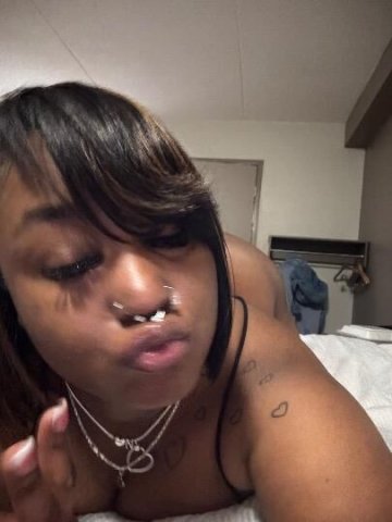 Detroit Female Escort — outcalls + BBJ, HHR, and Qv/Ss - 1