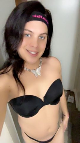 native mami hosting now - 1