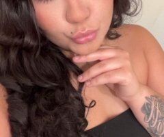 Tucson, AZ Female Escort — in-call & out-call, overnights + car dates - Image 4