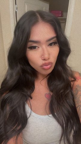 Seattle Latina Virtual Verification + Facetime - 1