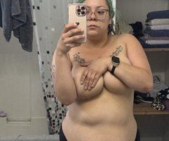 North Platte, NE MILF Escort — In-call & out-call massages + sex services - Image 5