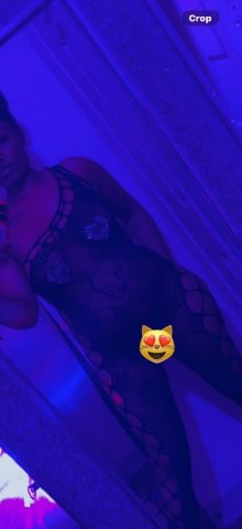 Sienna — Tacoma Female Escort (Incall & Outcall Now) - 1