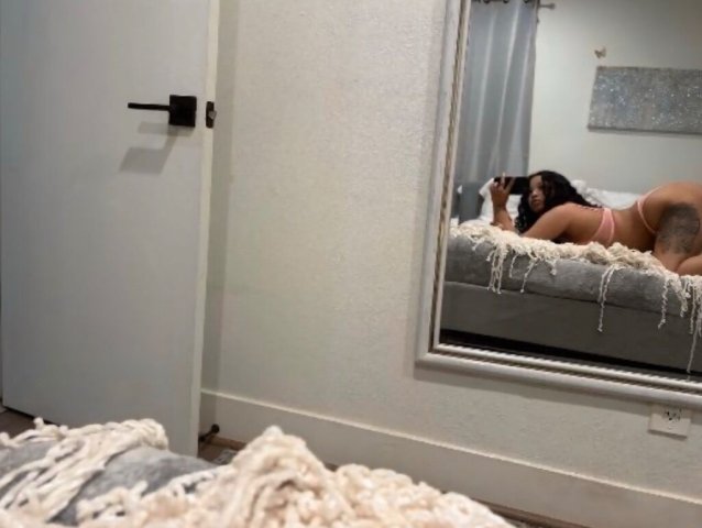 Puerto Rican Mami—Tight, Pretty Pink Kitty AVAILABL[E] 24 - 1