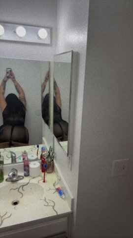 Orange County 26 Outcall Female Escort — Car Play, Cash App/Zelle/Venmo - 1