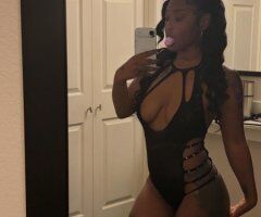 Denver CO In/Outcall Female Escort — FaceTime Shows & Custom Content - Image 2