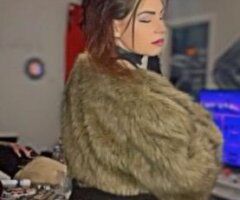 Sinfully Ivory Outcall Car Fun — Discrete, Showered & Shaved - Image 2
