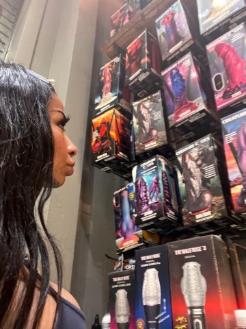 Kali  (26) — Luxury Female Escort in Brooklyn, NY - 1