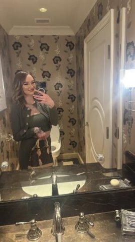 Velvet Dreams, Gentle Touch — Incall & Outcall Companion (25) - 1
