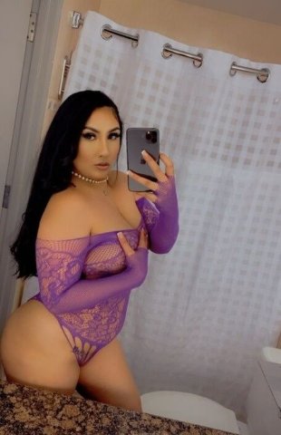 29-Year-Old Female Escort — Can Host, Visit, Car Calls, Incall/Outcall (NYC) - 1