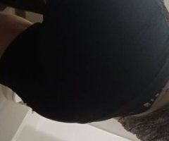 Bowling Green escorts - Bowling Green KY Skinny Escort — a little belly, too