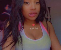 Chicago Female Escort — intimate settings & chemistry - Image 3