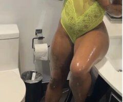 Alexis — Rockford IL Petite Female Escort (WAP Service) - Image 4