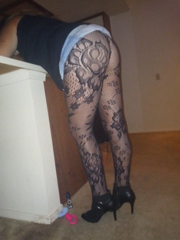 Saturday Incall Special — Sacramento Female Escort (QV 60, $100) + Greek & requests - 1