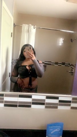 New in Town Oakland/East Bay Female Escort — Private, discreet outcalls & incalls - 1