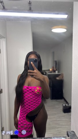 Chocolate Queen Outcall Female Escort in Portland (Deposit Required) - 1